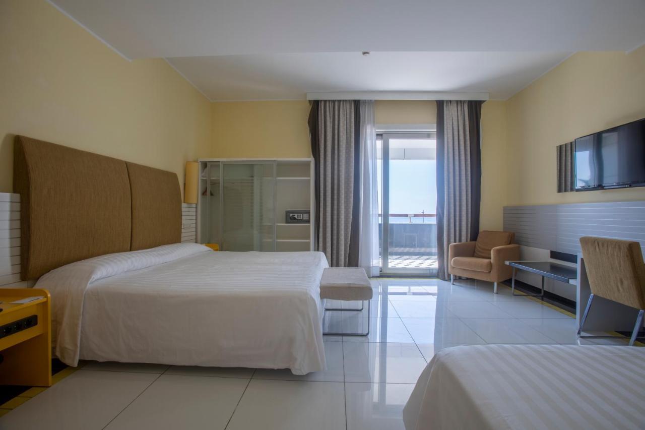 Hotel Grand 4*
