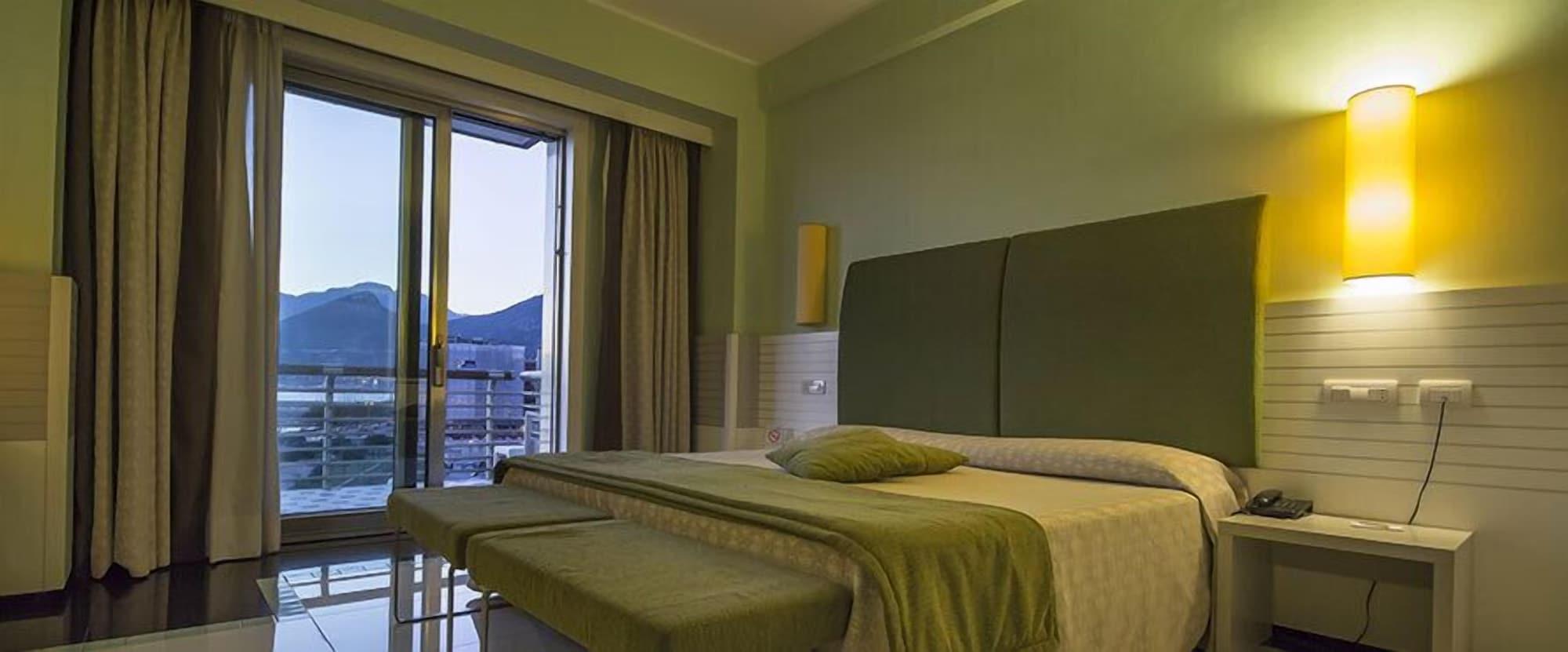 Grand Hotel 4*